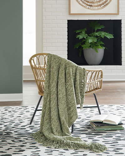 Blankets & Throws